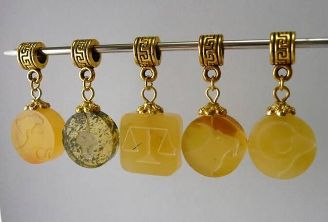 According to the zodiac sign, amber crafts will attract health and luck